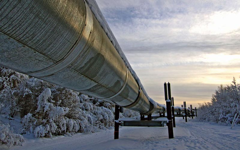 China compra el primer cargamento de crudo del oleoducto canadiense